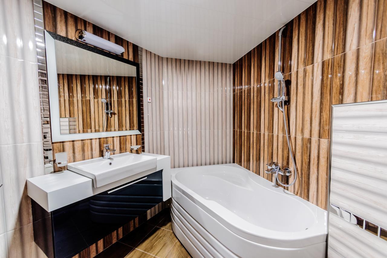 Hotel Alisa Павел-Баня Экстерьер фото